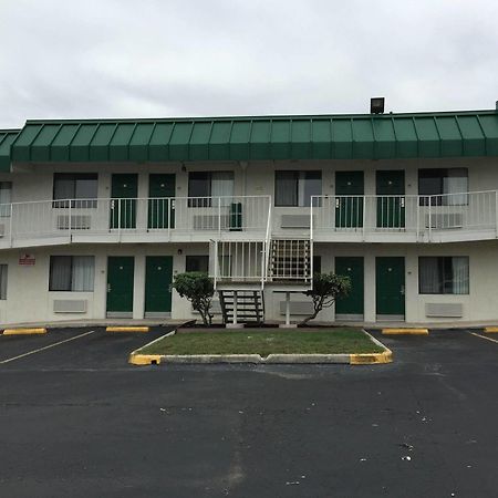 Q Lodging Extended Stay San Antonio Bagian luar foto